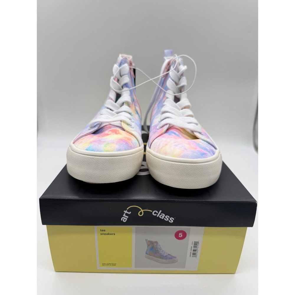 Art Class Kids Tee High Top Sneakers Multicolored Tie Dye Size 5 NIB 093 04 0280